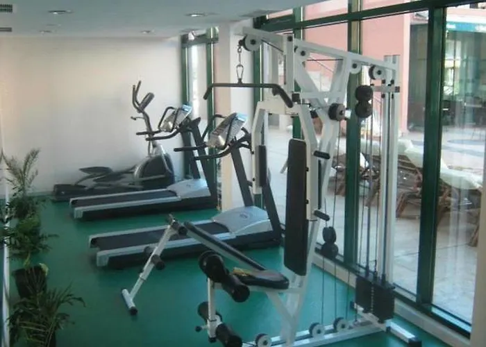 波罗度假酒店 3* 阳光海滩